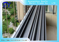 2m / Gesetzter Aluminiumdraht-vertikale Installation des schienenstrang-Fenster-unsichtbarer Grill-316