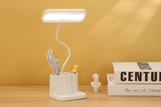 Verstellbare Bürobeleuchtung Smart LED Designed Desk Lamp