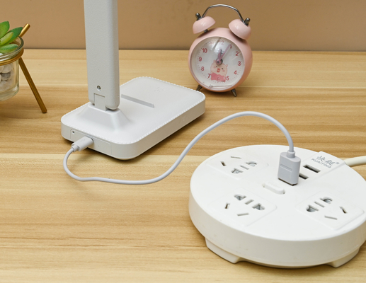 Tragbare Klapplampe mit LED-Leseleuchte Wiederaufladbares Tischschreibtisch-Studienlampe Augenschutz für Schlafzimmer