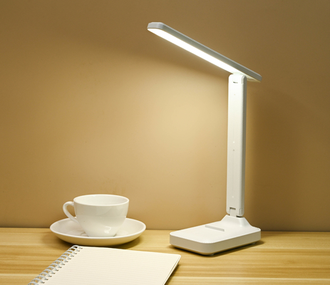 Verstellbare Armklapptablettenlampe 5500 Kelvin Touch Control mit 10 Glühbirnen für helle Beleuchtung