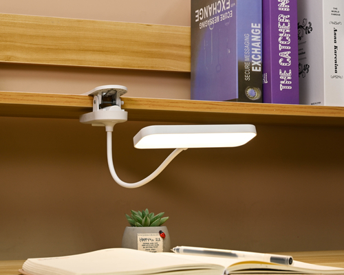 5 Watt moderne Lampe Schreibtischlampe mit verstellbarem Arm FCC-Zertifizierung 5W Leistung Schlafzimmer Tischlampen