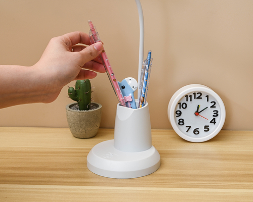 Touch Control Led Tischlampe mit 6500-8000K Farbtemperatur 5W Leistung 10 Glühbirnen Kleine Tischlampen
