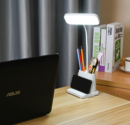 Moderne Schlafzimmer-Tischlampe mit verstellbarem Arm