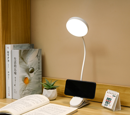 Verstellbare Arm Schlafzimmer Tischlampe mit drei Stufen Helligkeit Touch Control
