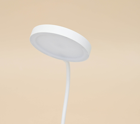 Verstellbare Arm Schlafzimmer Tischlampe mit drei Stufen Helligkeit Touch Control