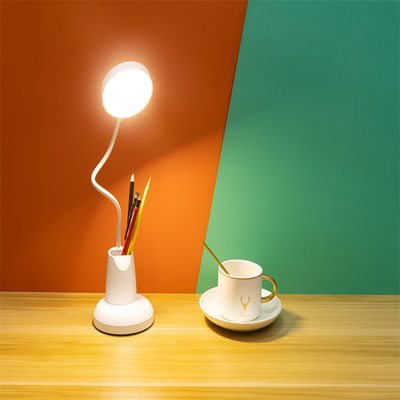 Einstellbare Drei-Level-Helligkeit Klappbare LED-Lampe in Bild wie Farbe