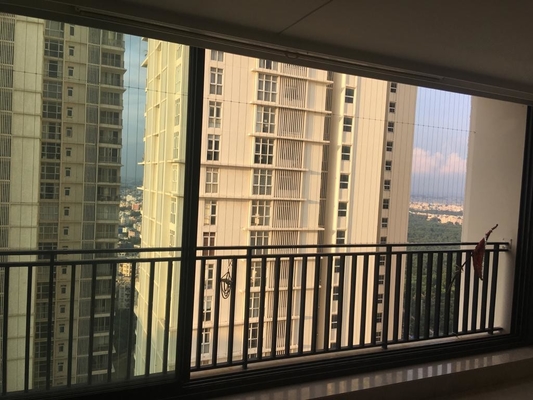 Einfach zu reinigen und transparente Fenster Unsichtbares Gitter für eine hohe Sichtbarkeit