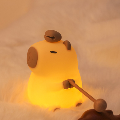 Lustige Cartoon Capybara Nachtlicht Tippsteuerung 1200mAh Wiederaufladbares Schlaflicht mit 7 wechselbaren Farben