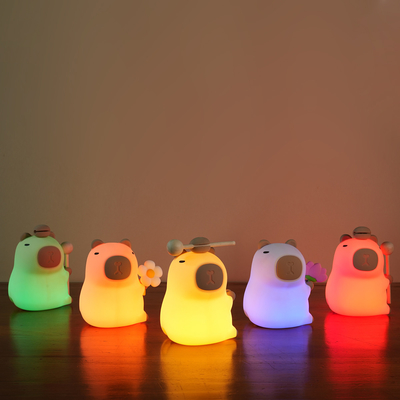 Modernes Design Silikon Capybara Nachtlampe Portable USB Wiederaufladbare LED Lichtquelle Berührungsteuerung Tierlampe Für Schlafzimmer