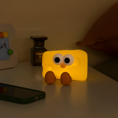 China Fabrik Modernes Design USB Wiederaufladbares Silikon Baby Nachtlicht Lampe Smart Home Beleuchtung Mit Käse DesignFür Mädchen Schlafzimmer