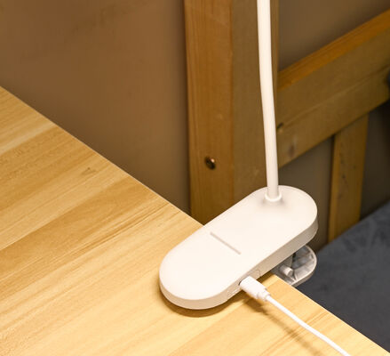 LED-Stecker Kleines tragbares Licht USB Intelligente 800mA Tischlampe Anti-Glanz Flexibler Schlauch Lernlicht für Schlafzimmer