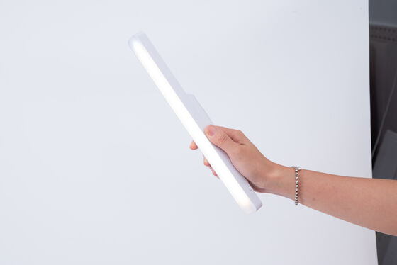 Faltbarer Schreibtischlampe Moderner Stil Energiesparend Einstellbare Helligkeit Geeignet für Büro, Arbeitszimmer, Leselösung