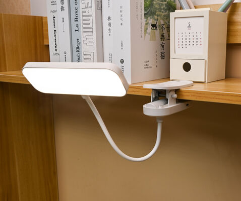 Moderne Touch-Tischlampen mit flexiblen Clip-Dimm-Tischlampen-Batterie für Lesen und Lernen Dekorationsklemmen